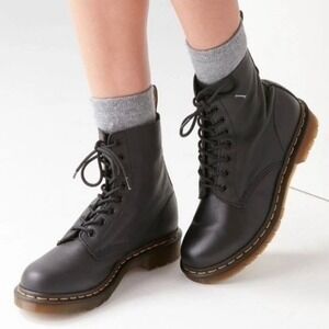 Dr. Martens 1460 Pascal‎ Leather Lace-up Combat Boots Black 9
